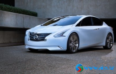 Nissan Ellure [2o1o]